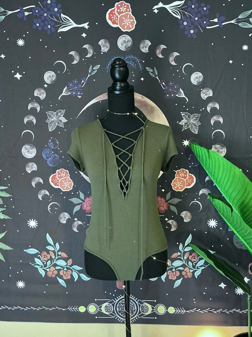 Cut-Out Olive Green Bodysuit 🫒